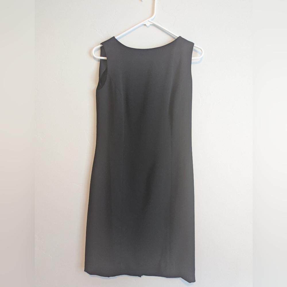 EUC Coldwater Creek Black Knee Length Dress Zipped Back Darted Front & Back